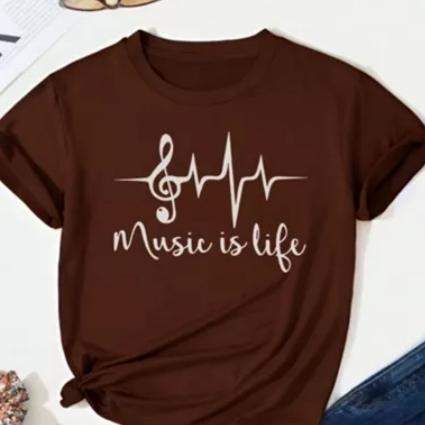 Camiseta Feminina Gola Redonda Music Is Life